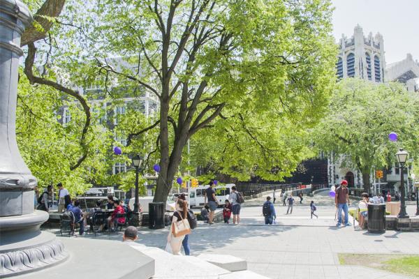 Summer at CCNY, students on campus