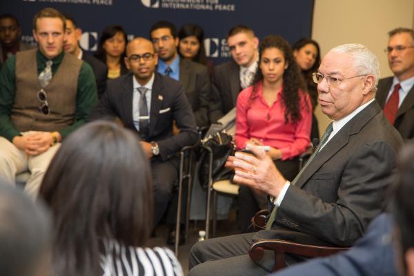 Students with Gen Powell