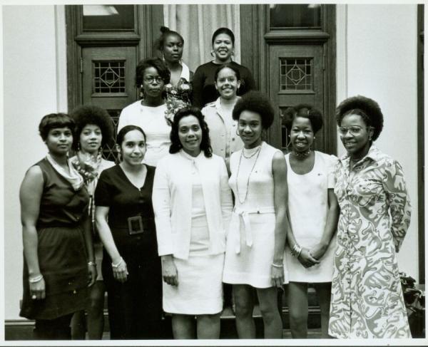 Coretta Scott King with students