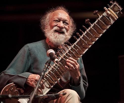 Sitarist Ravi Shankar performing